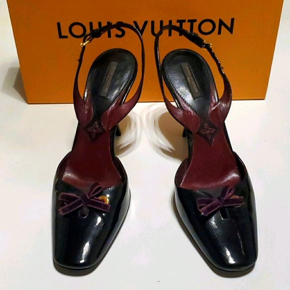 Louis Vuitton Shoes - Picture 1 of 4
